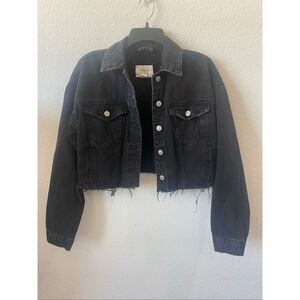 Forever 21 cropped black denim jacket